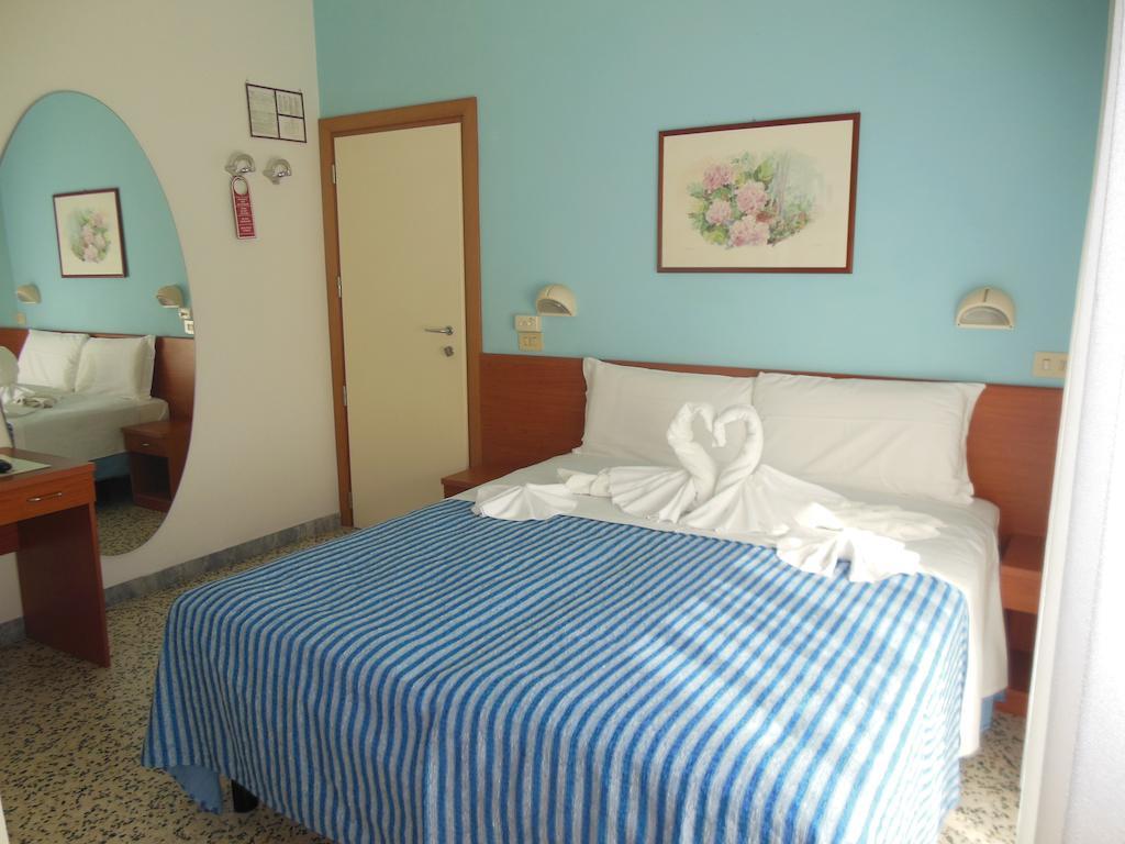 Hotel Edy Rimini Eksteriør billede