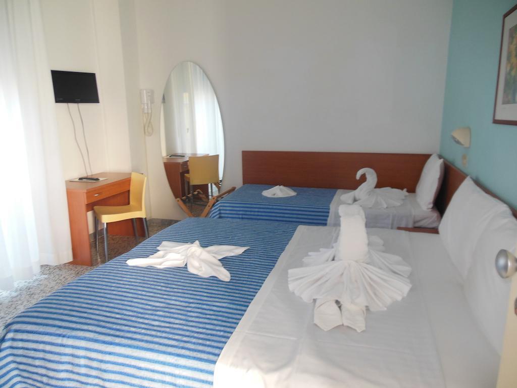 Hotel Edy Rimini Eksteriør billede