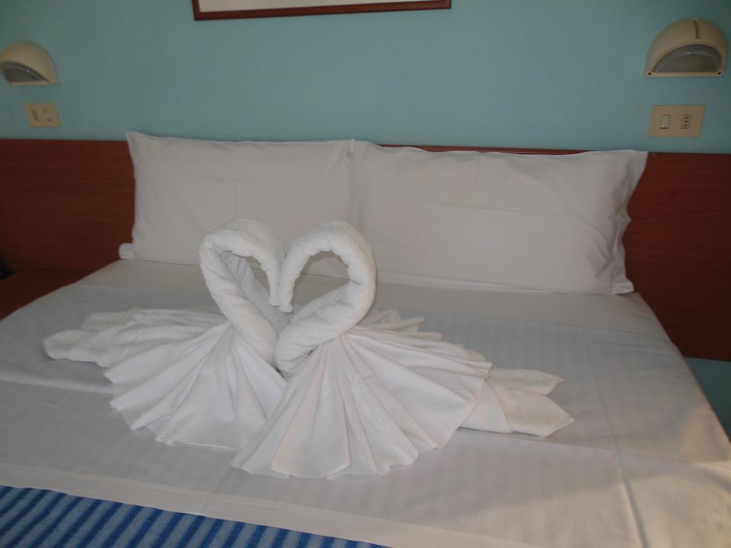 Hotel Edy Rimini Eksteriør billede