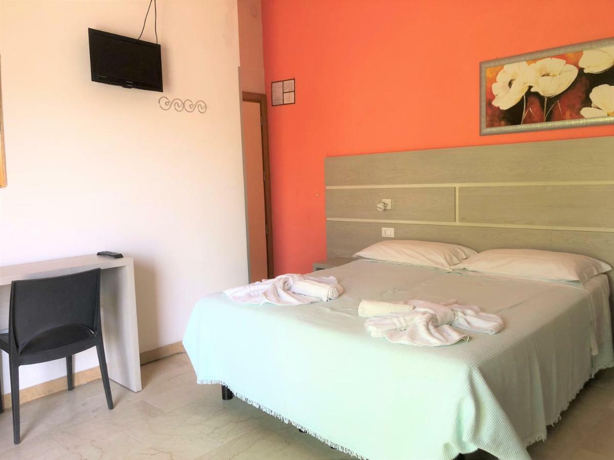 Hotel Edy Rimini Eksteriør billede