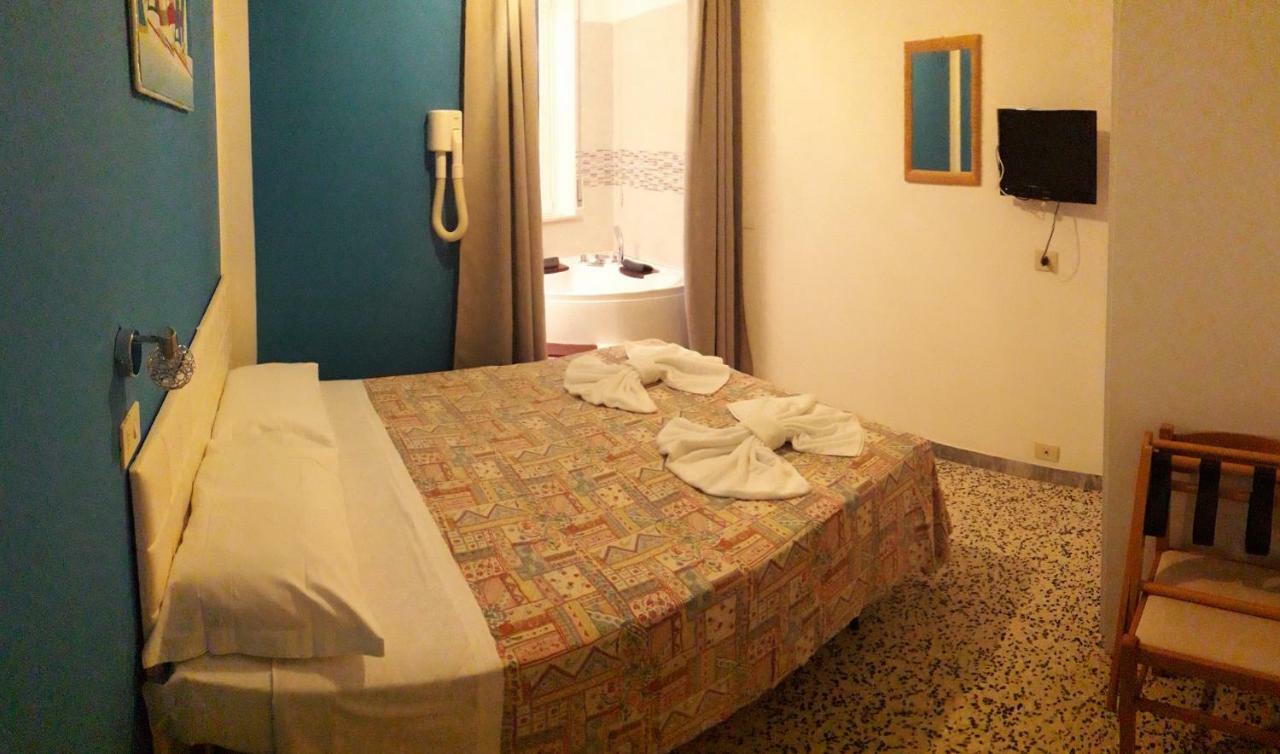 Hotel Edy Rimini Eksteriør billede
