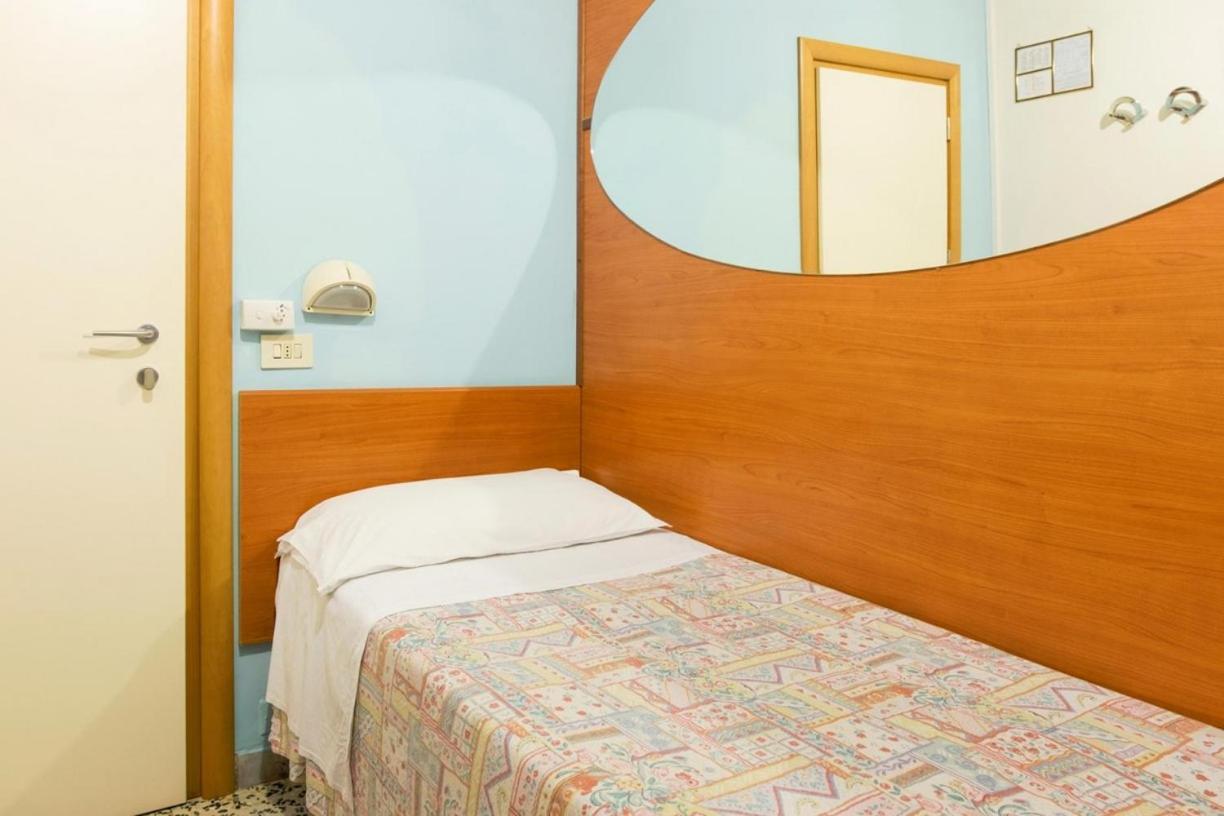 Hotel Edy Rimini Eksteriør billede